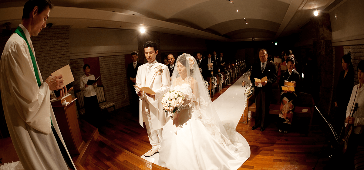 今婚とは 今までが高すぎた結婚式を およそ半額で挙げる格安結婚式 公式