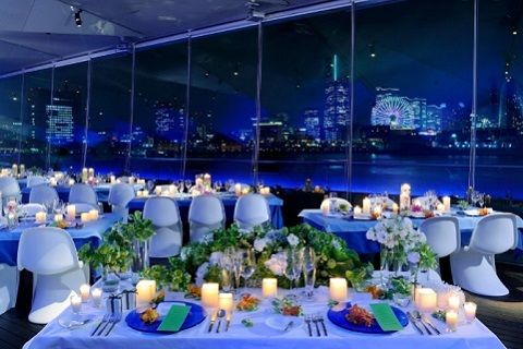 最高の夜景と共にナイトウェディングもできる