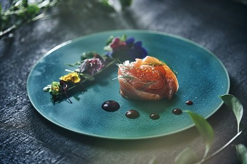 ふたりのストーリーを料理に