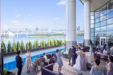プール併設150坪の プライベートガーデン